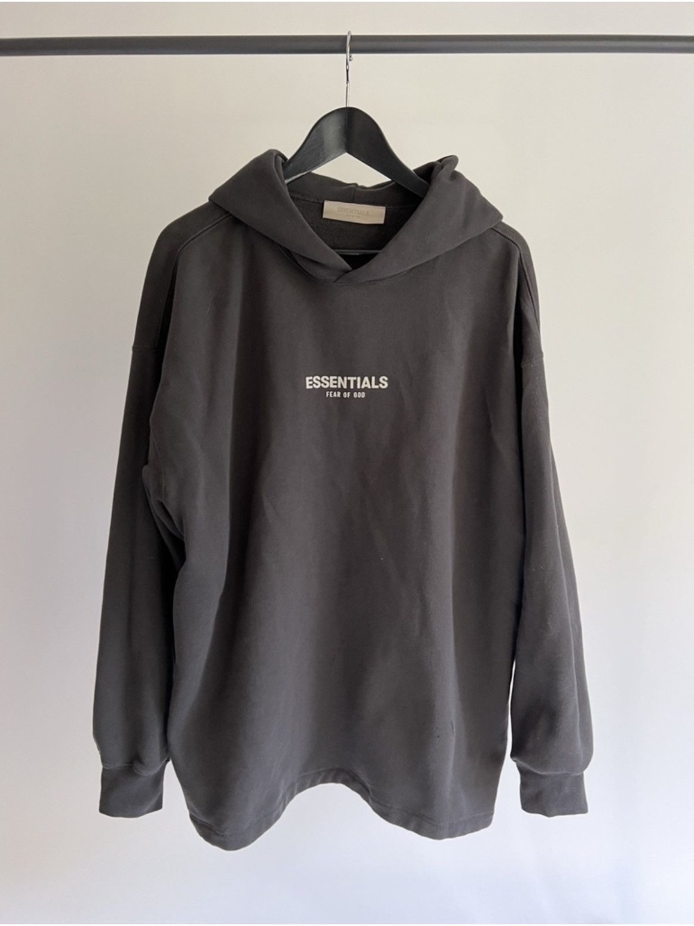 dark grey essentials hoodie🩶